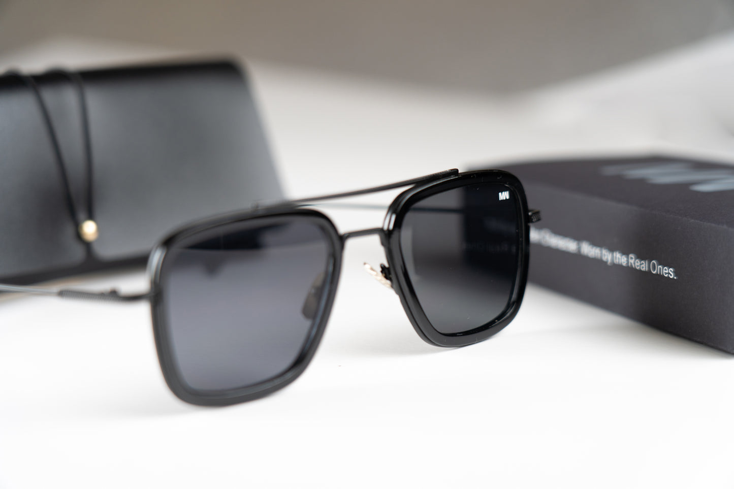 EDITH Sunglasses (BLACK ED)
